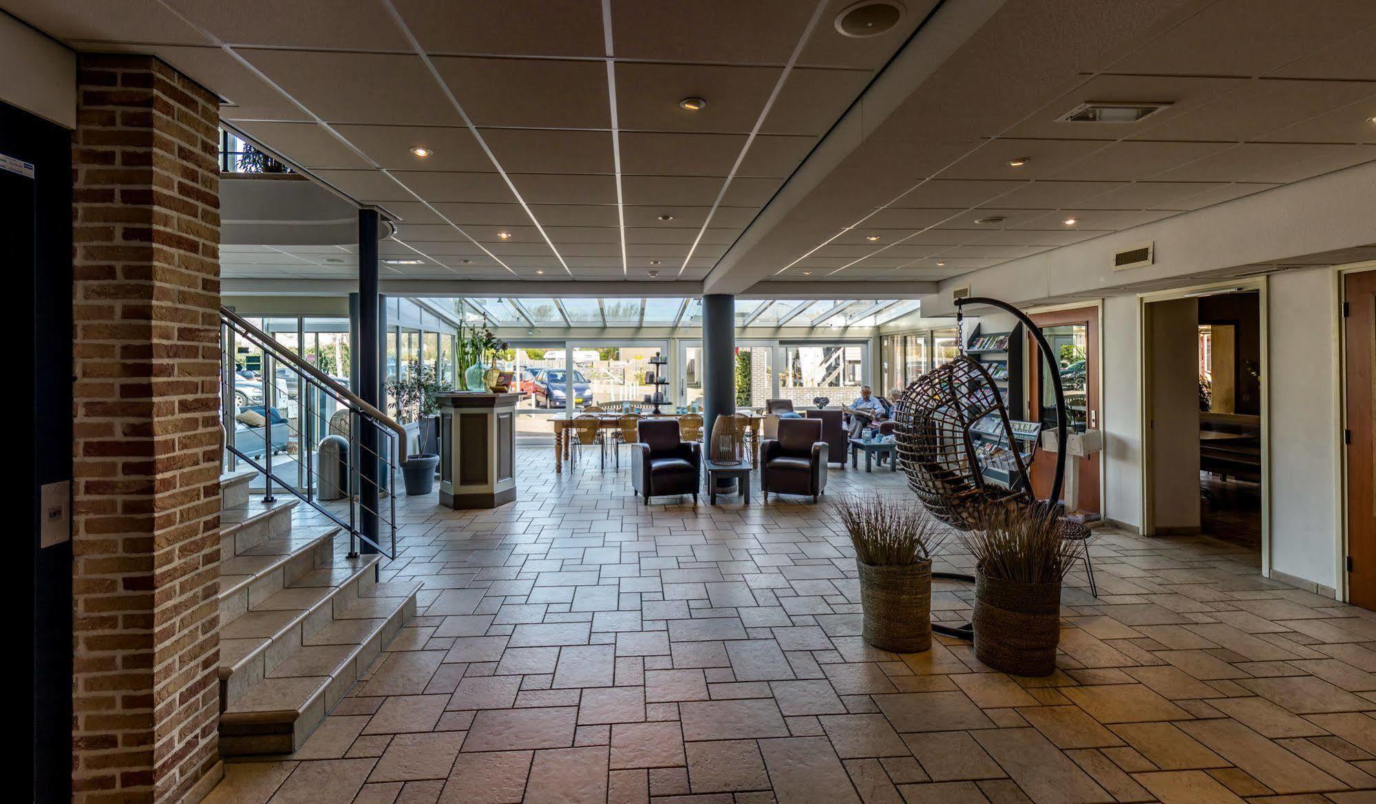 Hotel Tesselhof De Koog  Bagian luar foto